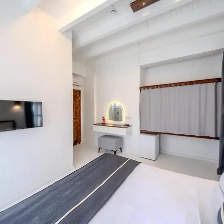 B House فندق *