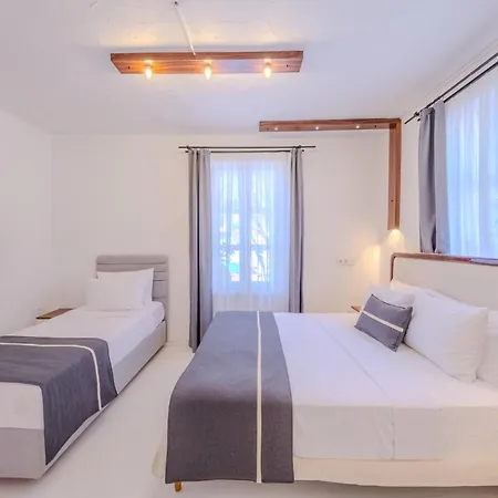 B House * ألاتشاتي